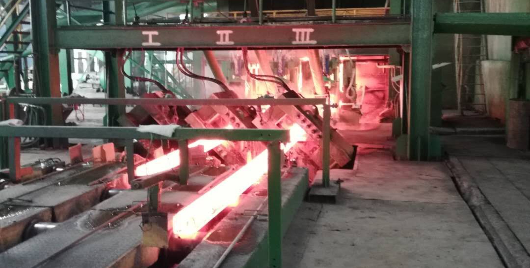落地式45度钢坯液压剪 Bottom Rail 45°Hydraulic Billet Shear